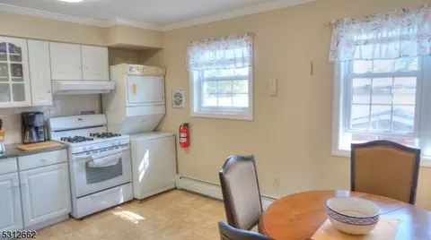39 Atherton Ct # B, Wayne, NJ 07470 photo 6