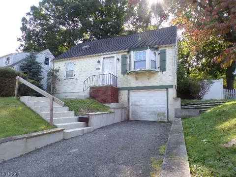 274 Saint Cloud Ave, West Orange, NJ 07052