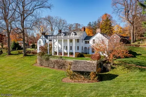 260 Pottersville Rd, Chester Twp, NJ 07930