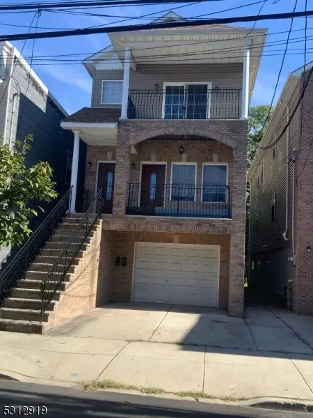 73 W 21st St, Bayonne, NJ 07002