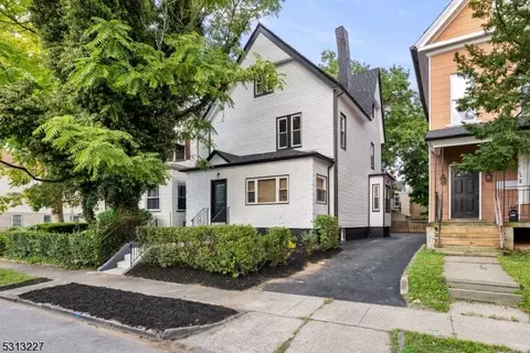 104 Hollywood Ave, East Orange, NJ 07018