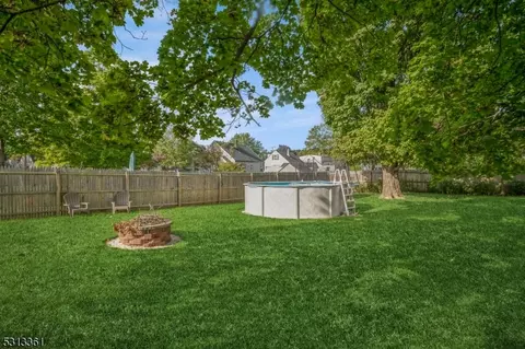 35 Gregory Dr, Roxbury Twp, NJ 07847 photo 28