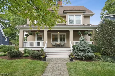 5 Winthrop Pl, Maplewood, NJ 07040