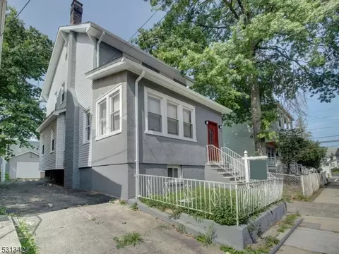 69 Richelieu Ter, Newark, NJ 07106
