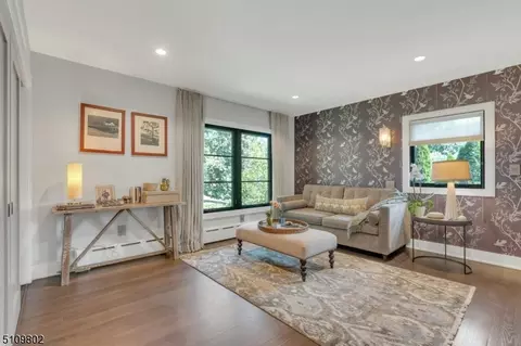 3 Sutherland Rd, Montclair, NJ 07042 photo 29