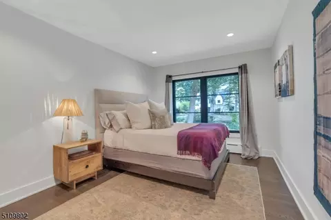 3 Sutherland Rd, Montclair, NJ 07042 photo 31