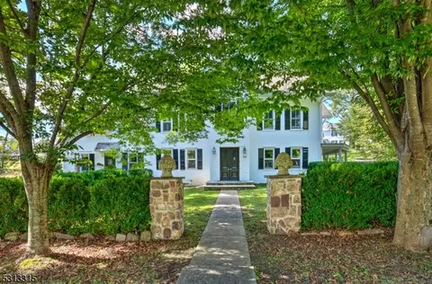 303 Main St, Gladstone, NJ 07934