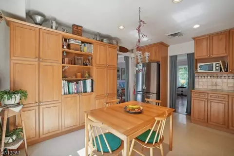 32 Hemlock Ter, Wayne, NJ 07470 photo 13