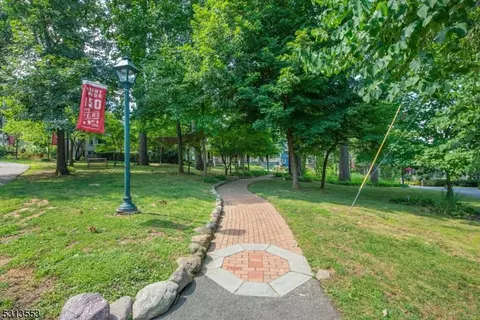 29 Trinity Pl, Parsippany-troy Hills Twp, NJ 07878 photo 41