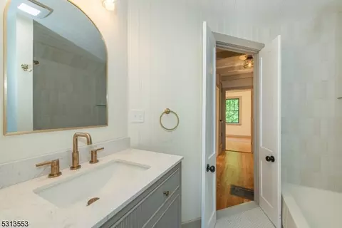 29 Trinity Pl, Parsippany-troy Hills Twp, NJ 07878 photo 25