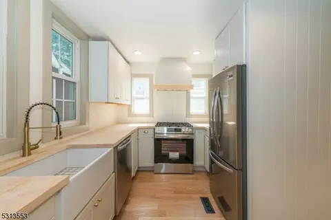 29 Trinity Pl, Parsippany-troy Hills Twp, NJ 07878 photo 15