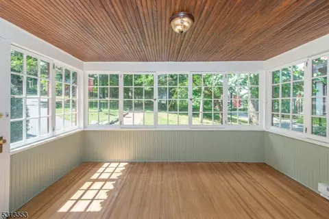 29 Trinity Pl, Parsippany-troy Hills Twp, NJ 07878 photo 5