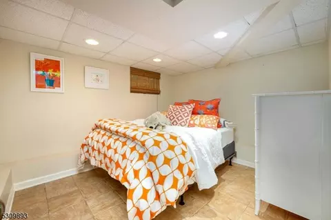 22 Windsor Rd, Summit, NJ 07901 photo 28