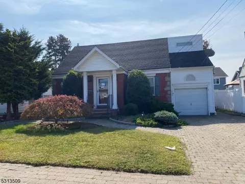 126 Skillman Ter, Saddle Brook, NJ 07663