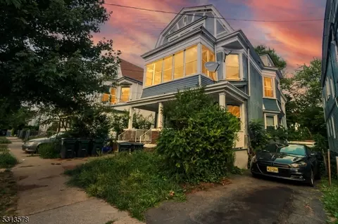 22 Farley Ave, Newark, NJ 07108