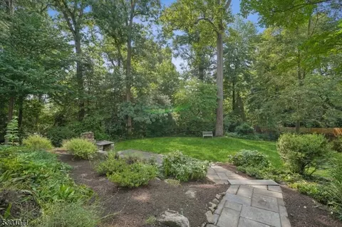 60 Blackburn Rd, Summit, NJ 07901 photo 32