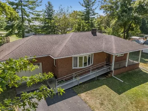5 Washington St, Flemington, NJ 08822