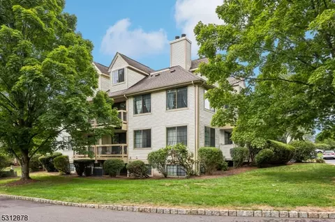 2202 Privet Way, Basking Ridge, NJ 07920