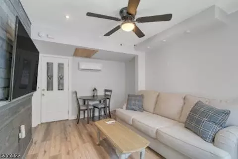 74 W Saddle River Rd, Waldwick, NJ 07463 photo 13