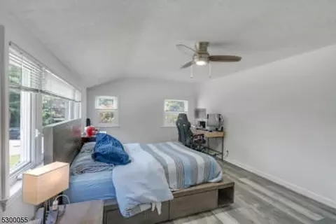 74 W Saddle River Rd, Waldwick, NJ 07463 photo 22