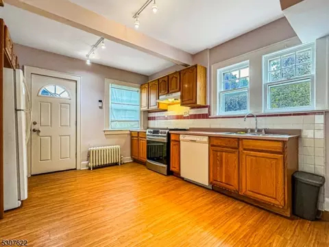 444 Randolph Rd, Plainfield, NJ 07060 photo 4