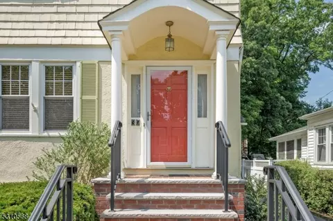 30 Fairview Ave, Summit, NJ 07901 photo 2