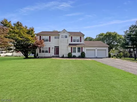2 Ridgley St, Hackettstown, NJ 07840