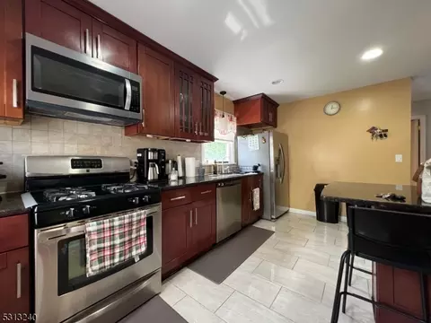 1305 State St, Hillside, NJ 07205 photo 6