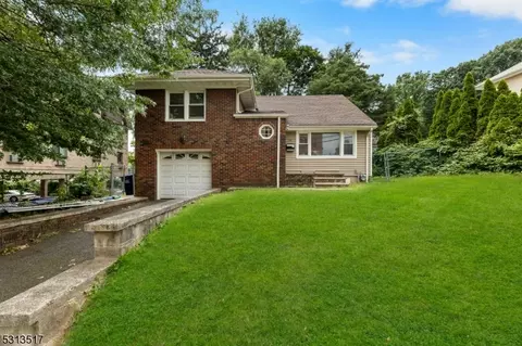 241 Parker Ave, Hackensack, NJ 07601 photo 4