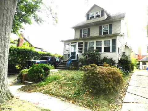 112 Roosevelt St, Roselle Park, NJ 07204