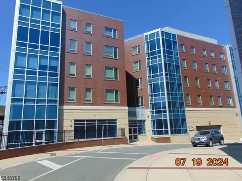 52 Lincoln Ave #304, City Of Orange, NJ 07050