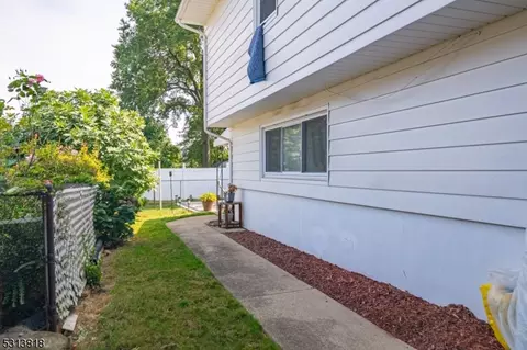 76 Pine St, Hackensack, NJ 07601 photo 20