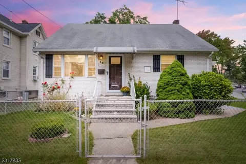 12 3rd Ave, Garwood, NJ 07027