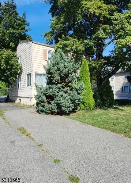 1007 Ringwood Ave, Wanaque Boro, NJ 07420 photo 2