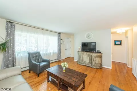 147 Linden Rd, Wayne, NJ 07470 photo 8
