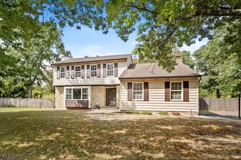 548 New Brunswick Rd, Franklin Twp, NJ 08873