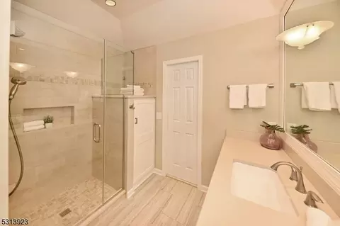 129 Norman Dr, Ramsey, NJ 07446 photo 24