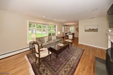 129 Norman Dr, Ramsey, NJ 07446 photo 6