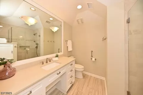 129 Norman Dr, Ramsey, NJ 07446 photo 23