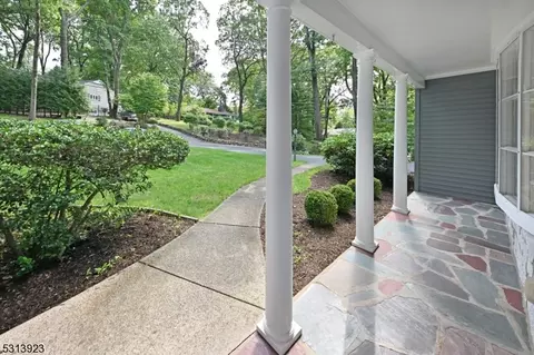 129 Norman Dr, Ramsey, NJ 07446 photo 3
