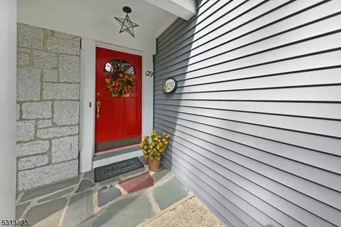 129 Norman Dr, Ramsey, NJ 07446 photo 2