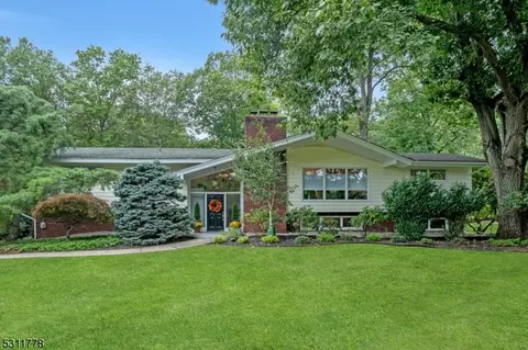 801 Mountain Ave, Wyckoff, NJ 07481