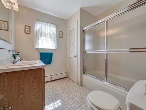 33 Atherton Ct #B, Wayne, NJ 07470 photo 11