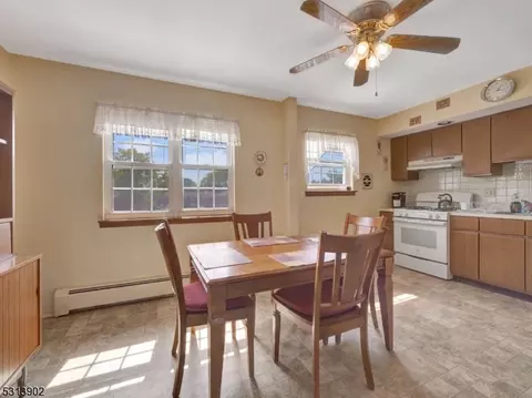 33 Atherton Ct #B, Wayne, NJ 07470 photo 7