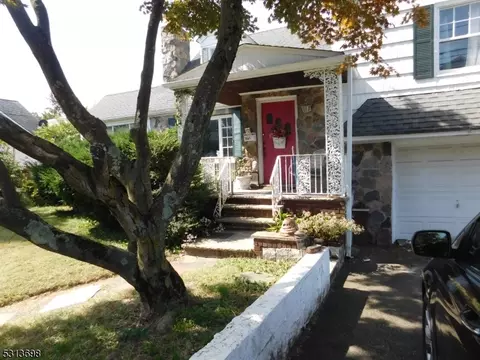 104 Lafayette Ave, Hawthorne, NJ 07506