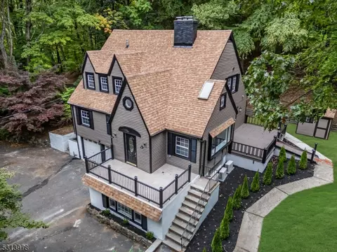 190 Mountain Ave, Pequannock Twp, NJ 07444