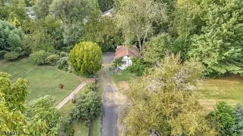738 Valley Rd, Long Hill, NJ 07933 photo 6