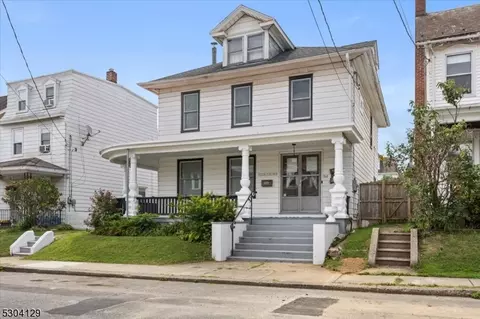 162 Summit Ave, Phillipsburg, NJ 08865