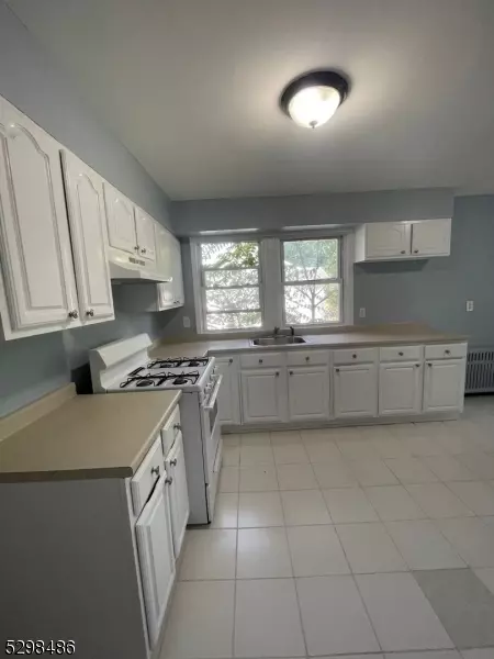 2 Millington Ave, Newark, NJ 07108