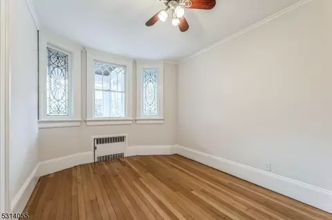 16 Trinity Pl, Montclair, NJ 07042 photo 11